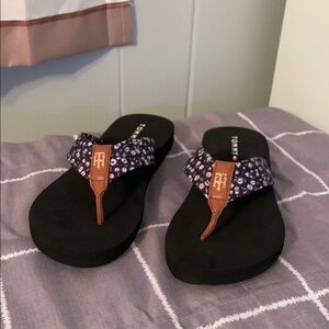 Tommy Hilfiger Black Floral Flip Flops